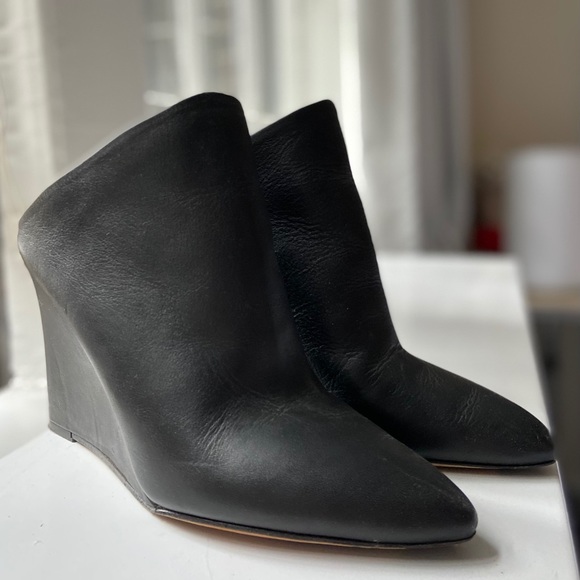 Vince Shoes - Vince Vail Wedge Mule